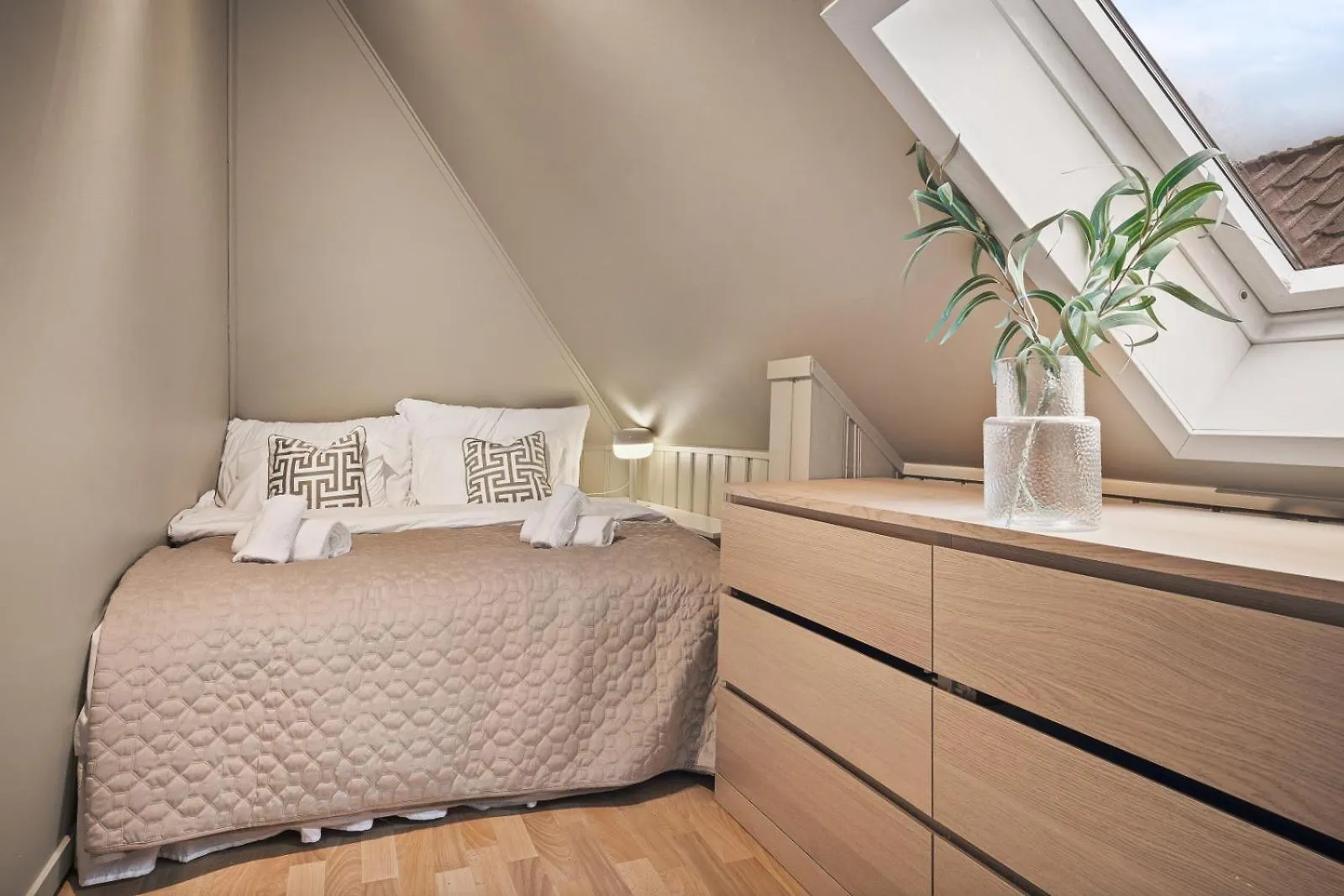 Dinbnb Apartments L 300 To Bryggen L Bergen Style House Revamped 2023