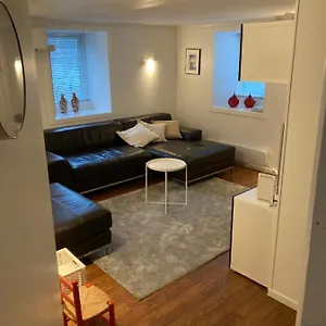 Apartment Kjellerleilighet - Naert Haukeland Sykehus., Bergen