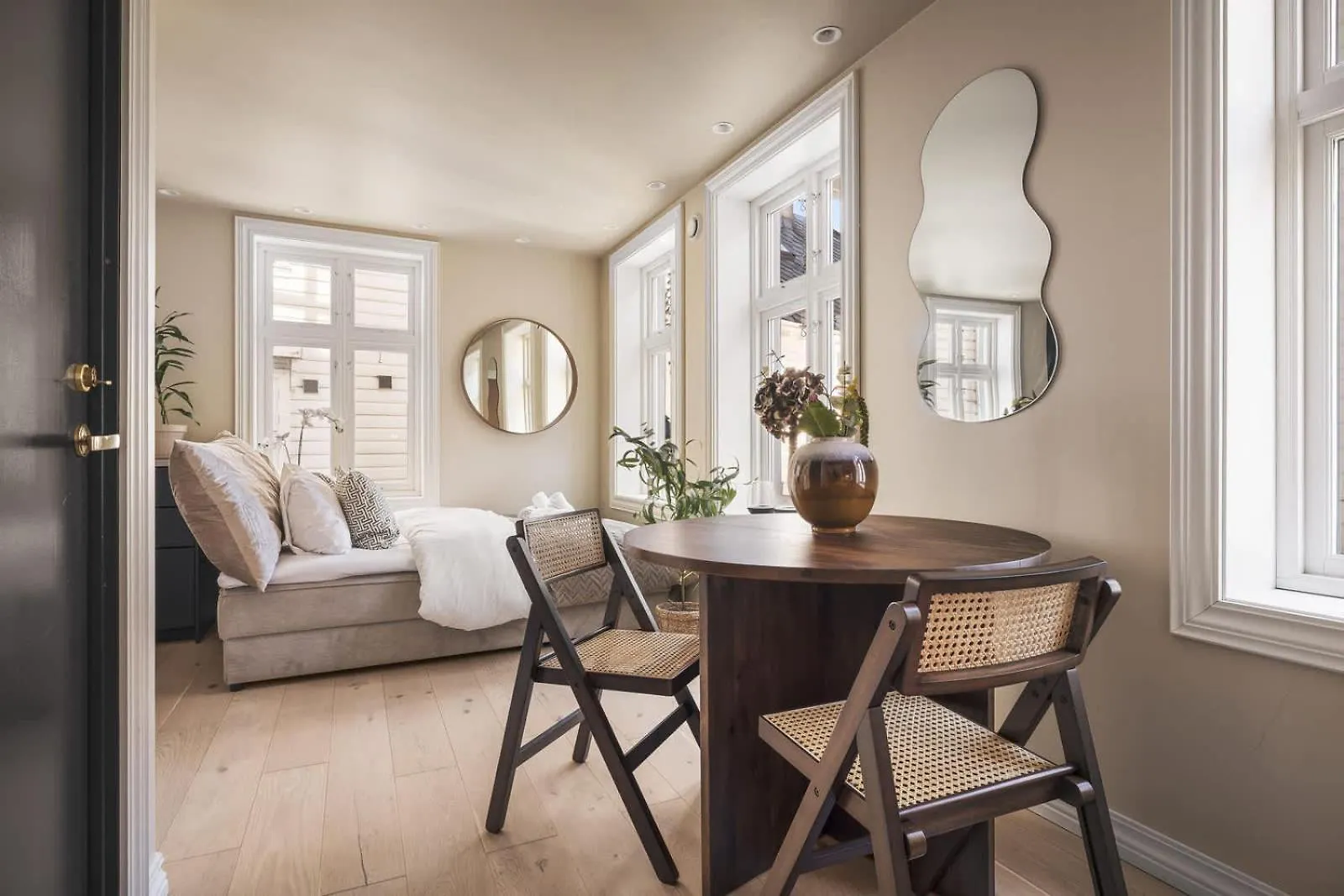 Dinbnb Apartments L 300 To Bryggen L Bergen Style House Revamped 2023