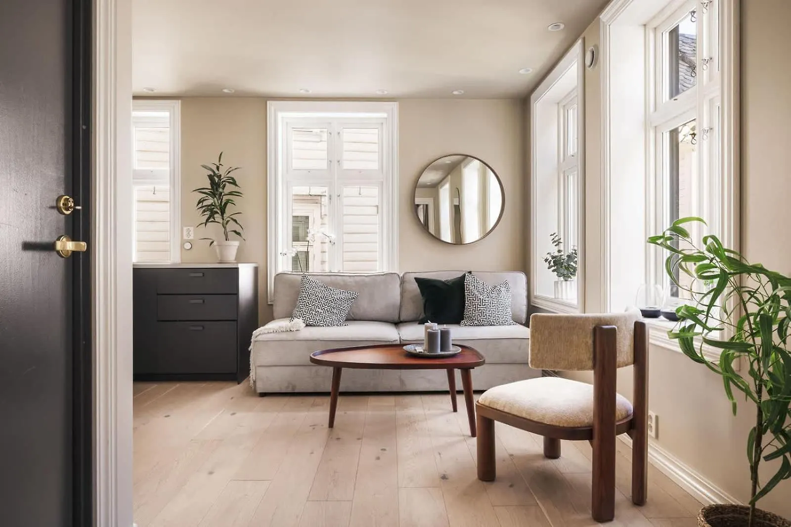 Dinbnb Apartments L 300 To Bryggen L Bergen Style House Revamped 2023 0*,  Norway