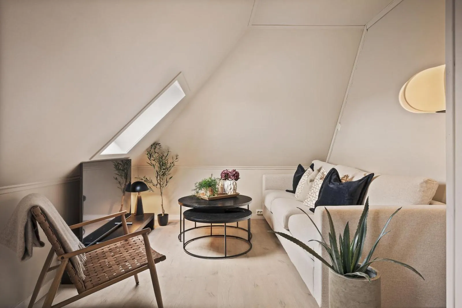 Dinbnb Apartments L 300 To Bryggen L Bergen Style House Revamped 2023 Norway