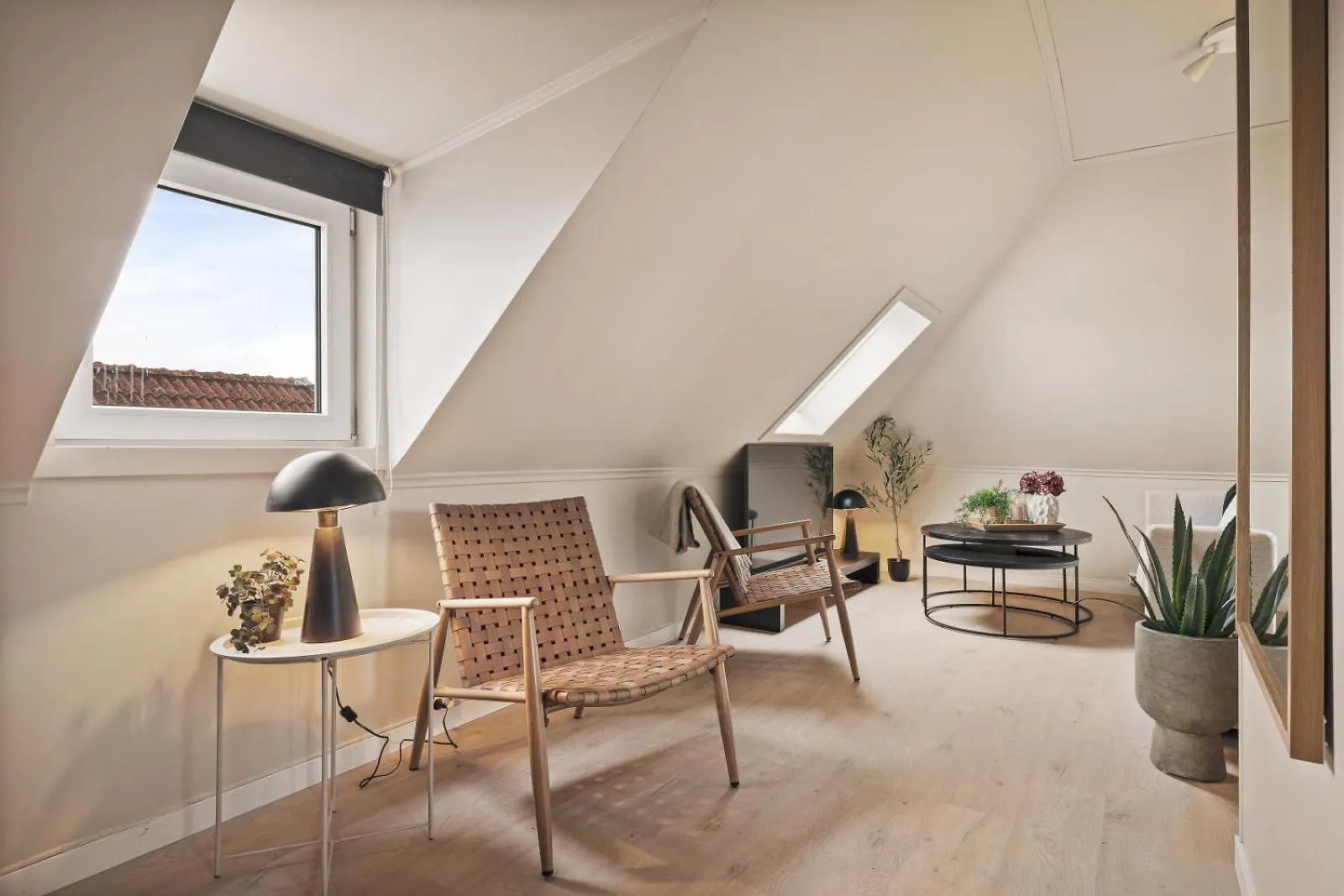 Dinbnb Apartments L 300 To Bryggen L Bergen Style House Revamped 2023 0*,