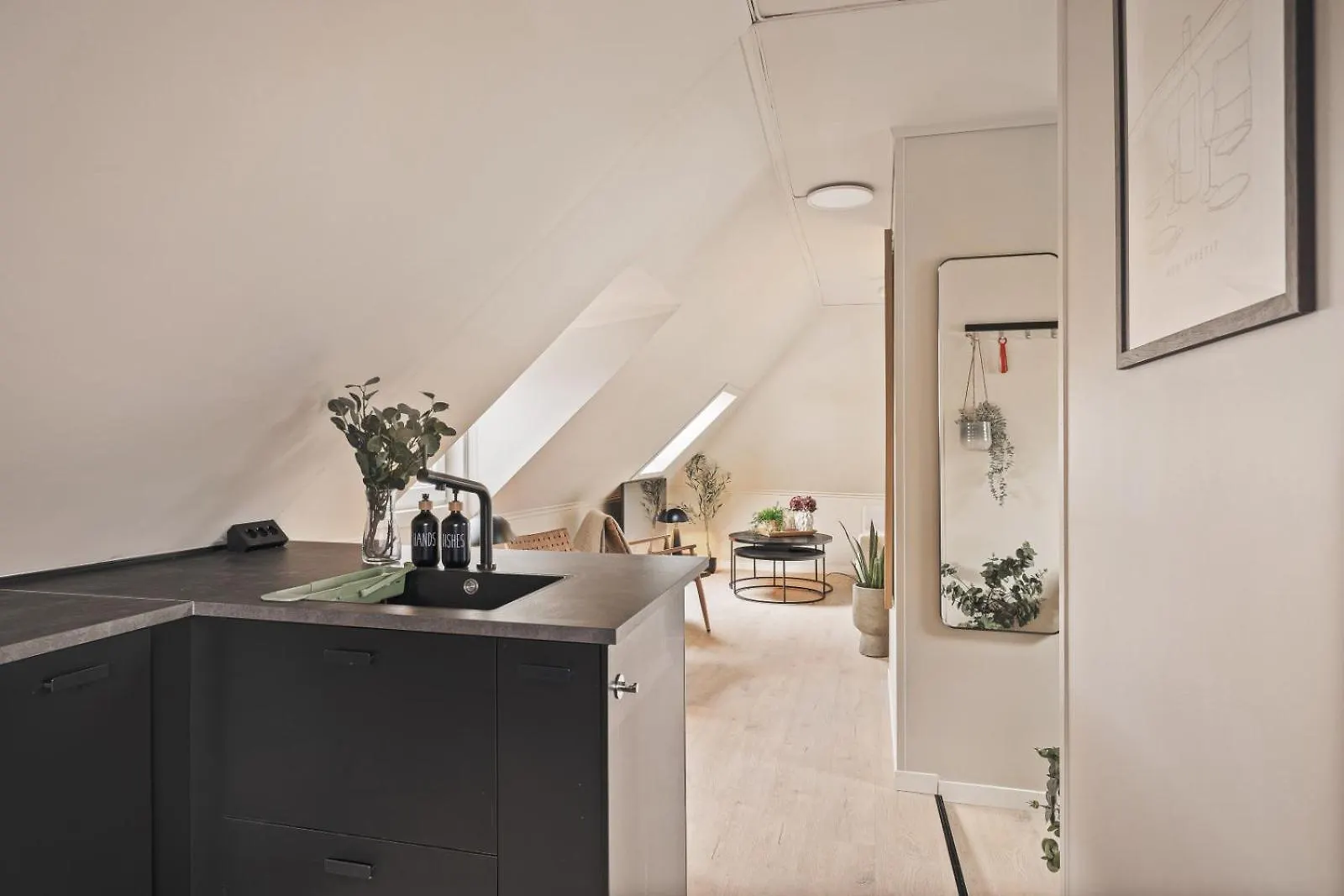 Dinbnb Apartments L 300 To Bryggen L Bergen Style House Revamped 2023