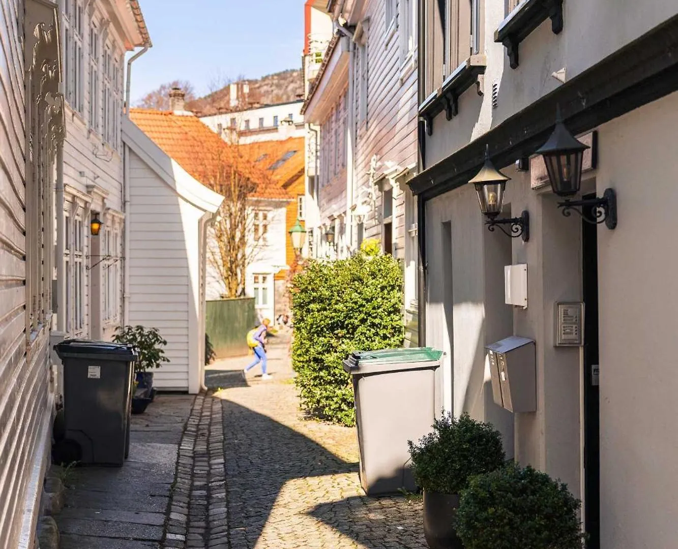 Dinbnb Apartments L 300 To Bryggen L Bergen Style House Revamped 2023 0*,  Norway